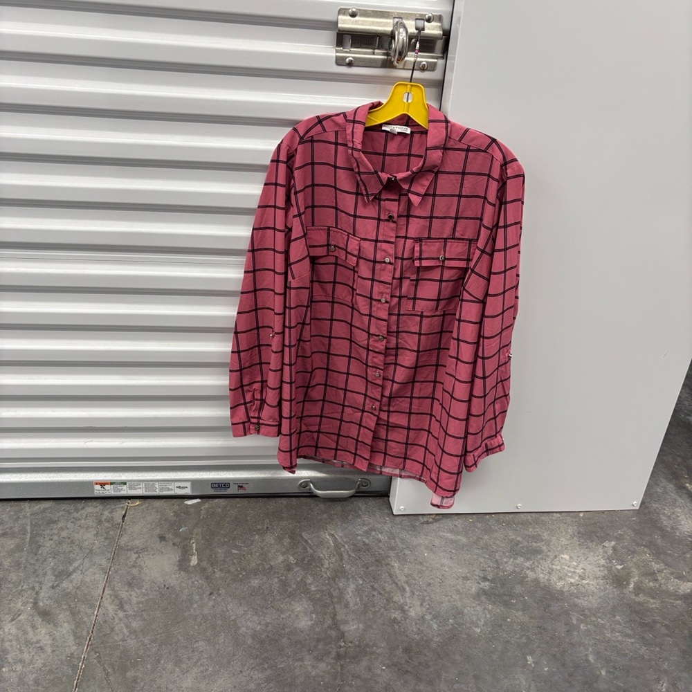 Notations Woman Burgundy Black Plaid Button Up Blouse 2X Pockets LS Roll Tab 3/4